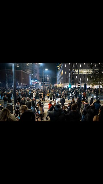 Rotterdam Police shoot protesters during demonstration against Jab Passports