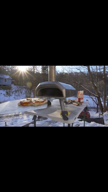 Wood Fired Pizza with Foraged Onion Grass. Foraging and Cooking.