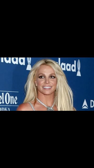 Britney Spears Supports Johnny Depp