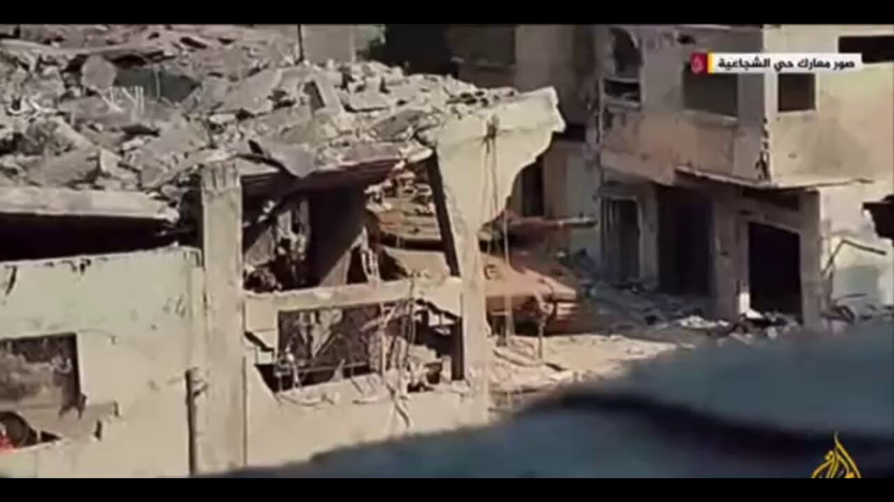 Footage in Shejaiya from Al Jazeera