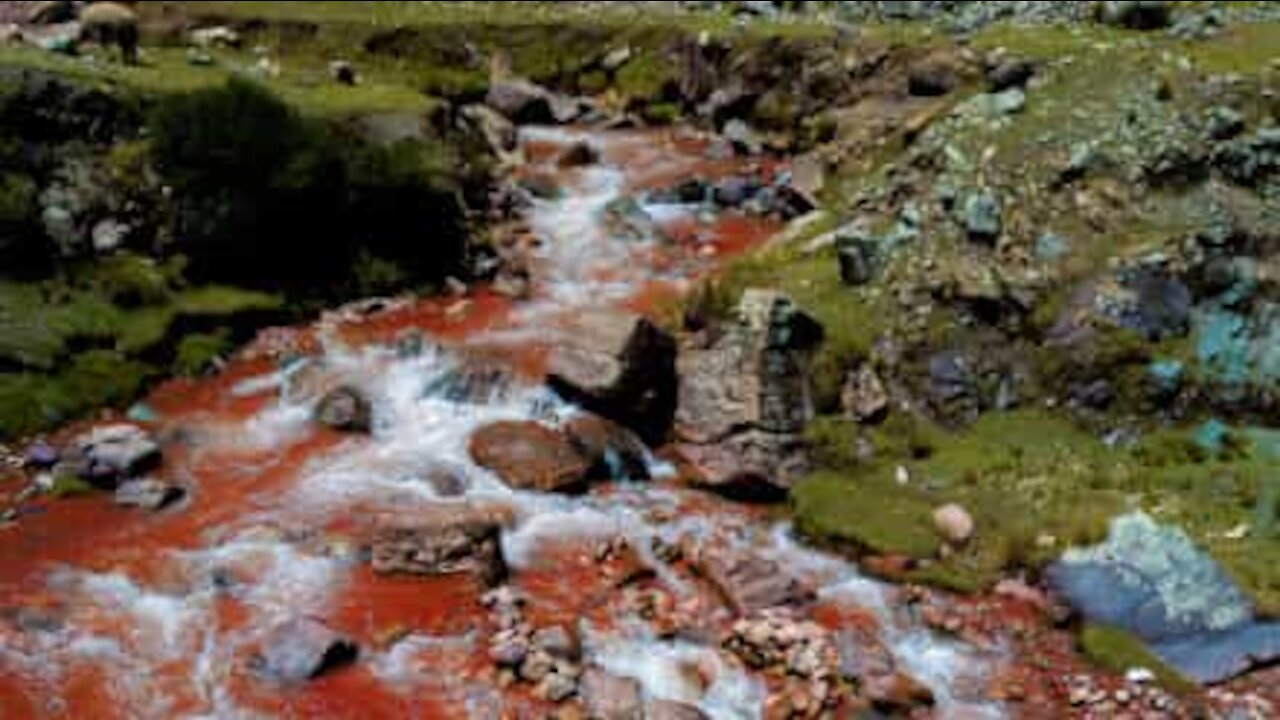 Avez-vous déjà vu une rivière rouge?