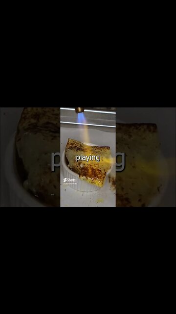 Quick and Easy French Onion Soup Recipe 🥣🧅🧀#shorts #soup #frenchonionsoup