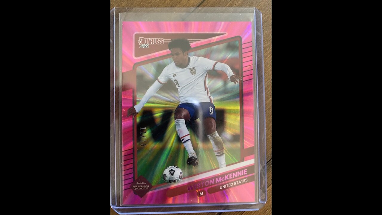 Pink laser Weston McKennie /25