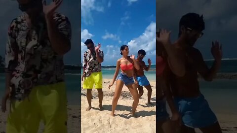 Nora fatehi best dance in Beach #norafatehi #dance #viral