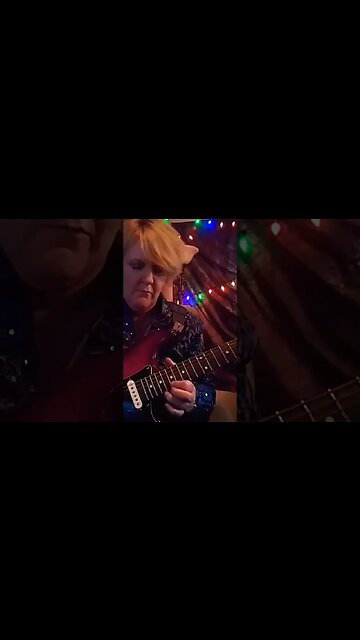 Eric Johnson guitar style jam- Cari Dell-female lead guitarist #guitarshorts #metalsolo #guitarsolo