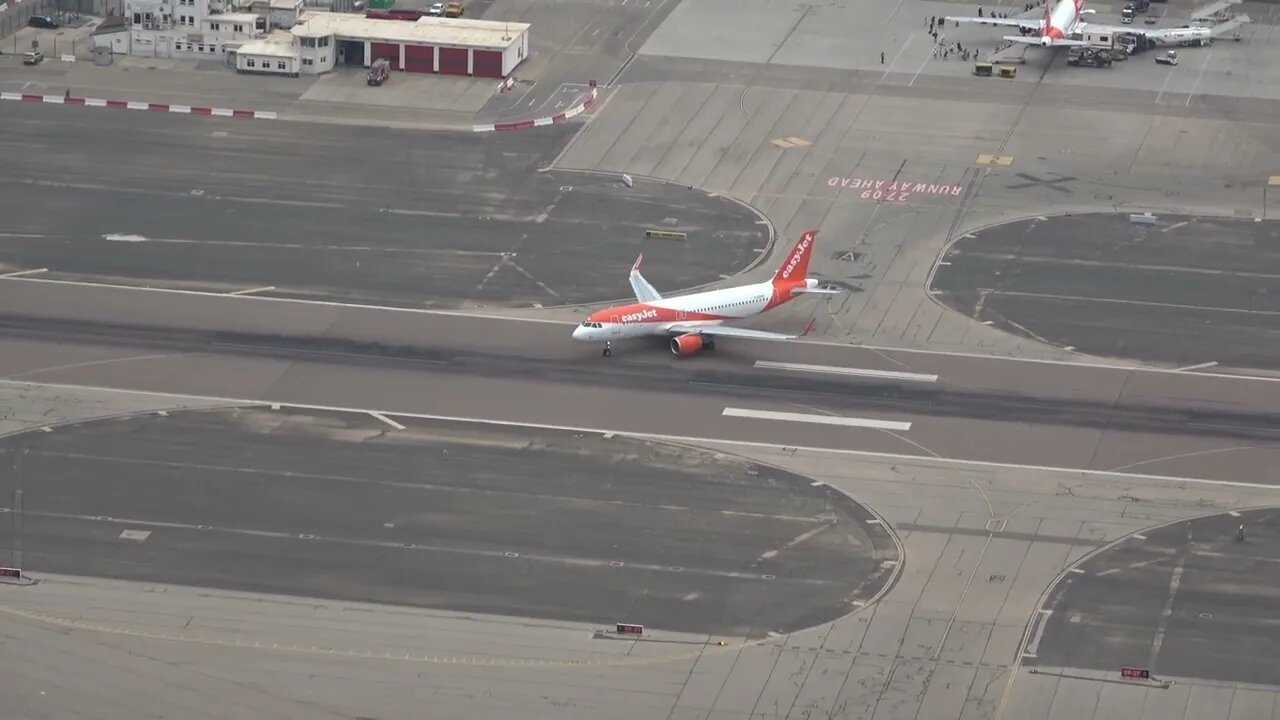 Spectacular Landing and Departure at Gibraltar Airport, PLANE SPOTTING from Above