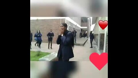 (YR9)