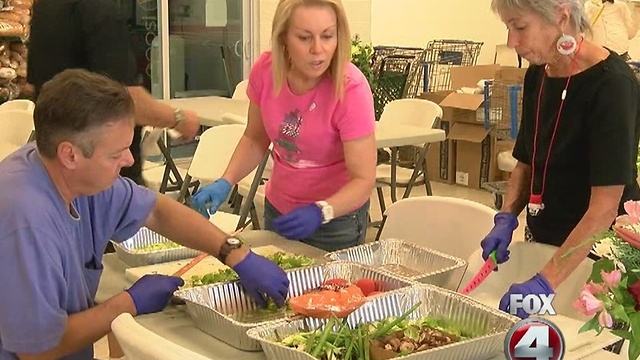 Naples shelter prepares to feed hundreds on Christmas