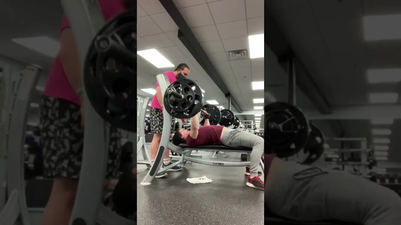 275lbs/125kg x5 bench press touch & go
