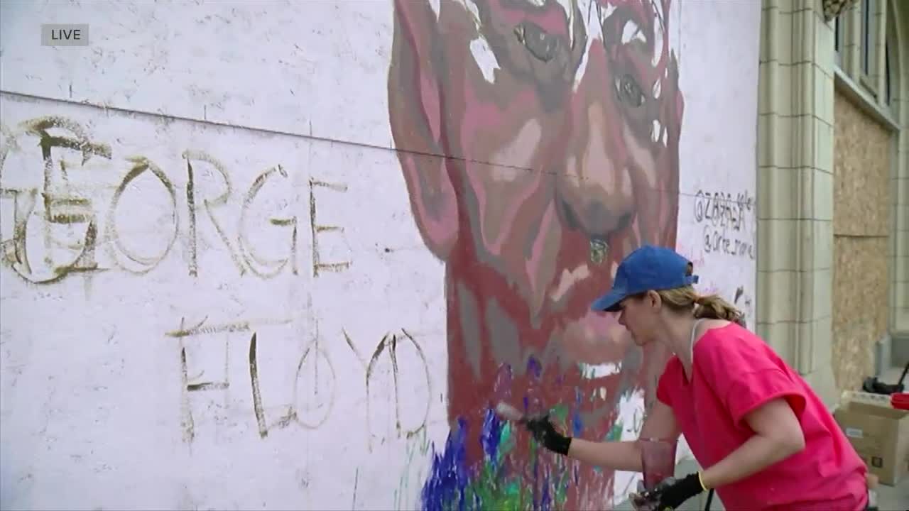 Denver muralists get help from group to protect them from discrimination while they work