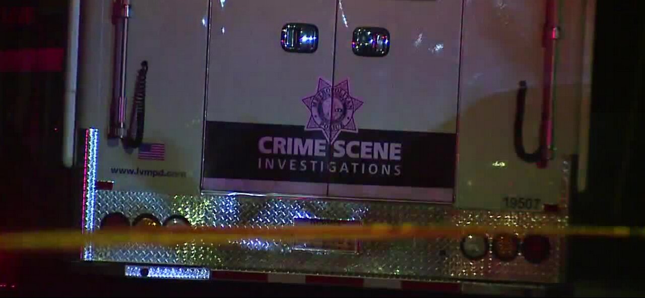 Police investigate death, possible shooting in downtown Las Vegas