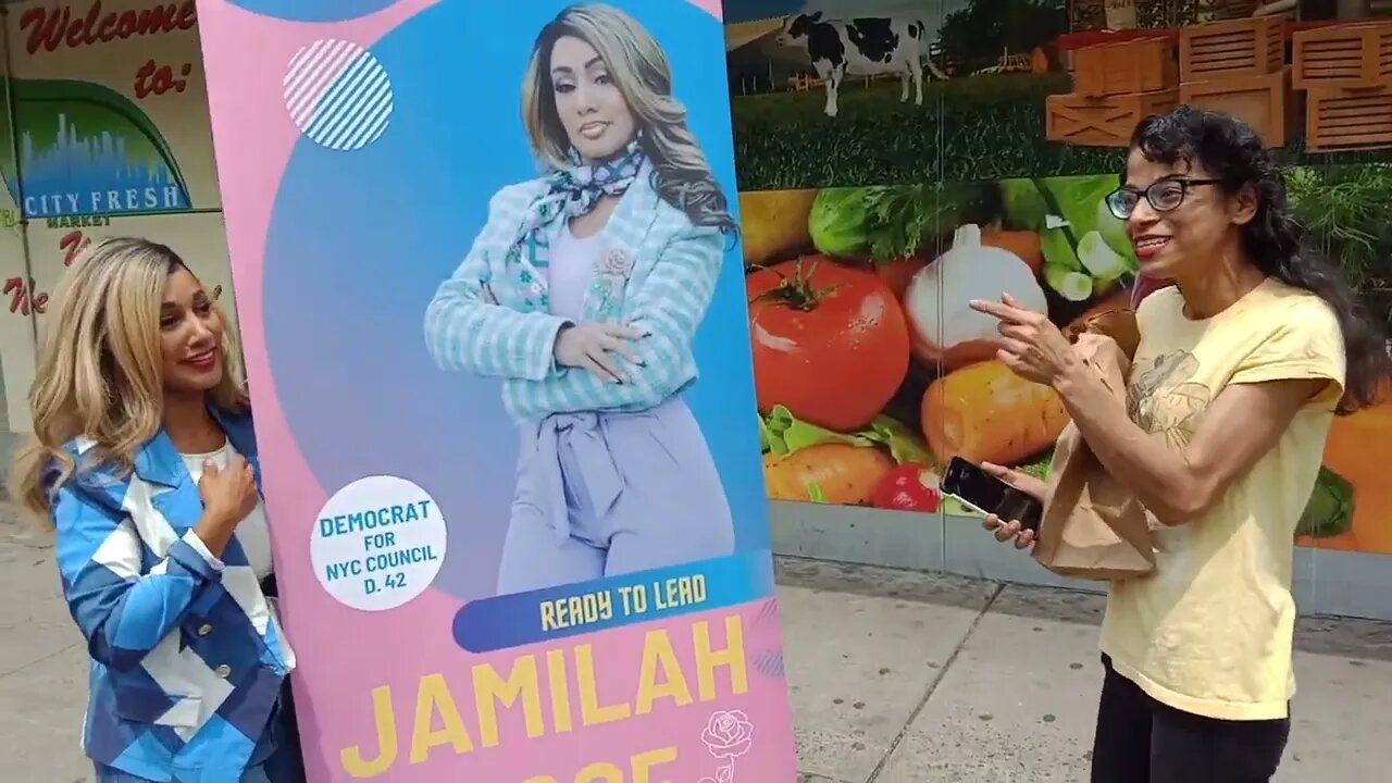 Early Voting with District 42 Candidate Jamiliah Rose and a Voter . 6/20/23