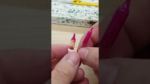Alternative for Refurbishing Pink Christmas Light Bulbs #christmas #lights #restoration #paint
