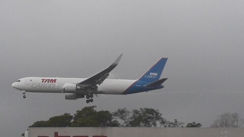 Boeing 767-300ER PR-ACO na final antes de pousar em Manaus vindo de Guarulhos