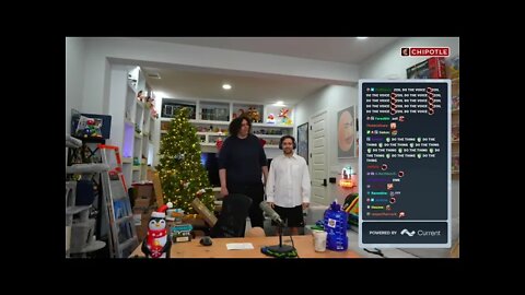Hes HUGE! Mizkif ft Zoil