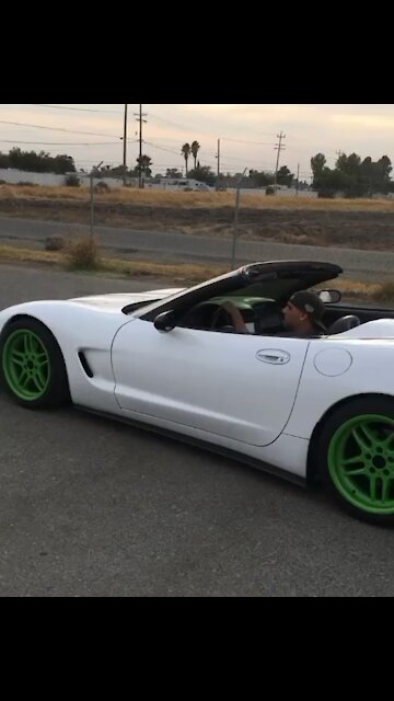 C5 Corvette donuts!