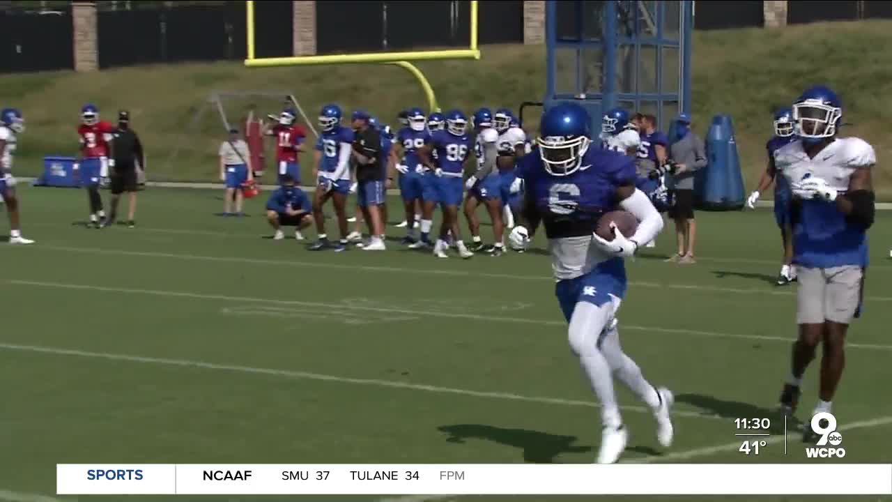 Friday Football Frenzy: More gridiron highlights, college football preview