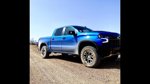 Stock Silverado Zr2 offroading With Mid Travel Raptor, Gen 2 Raptor, and Mid Travel Colorado Build