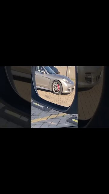 bateu e nem saiu do carro #shorts