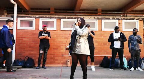 SOUTH AFRICA -Durban - Shekhinah visit Durban schools (Videos) (LWx)