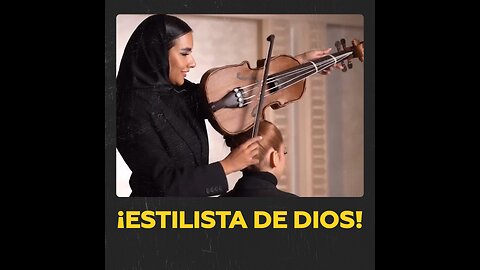Innovadora estilista crea arte capilar en redes sociales