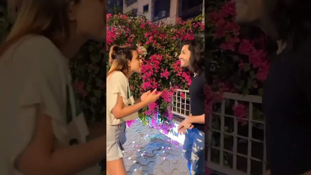 Nia Sharma Ne Kiya Couple Challenge