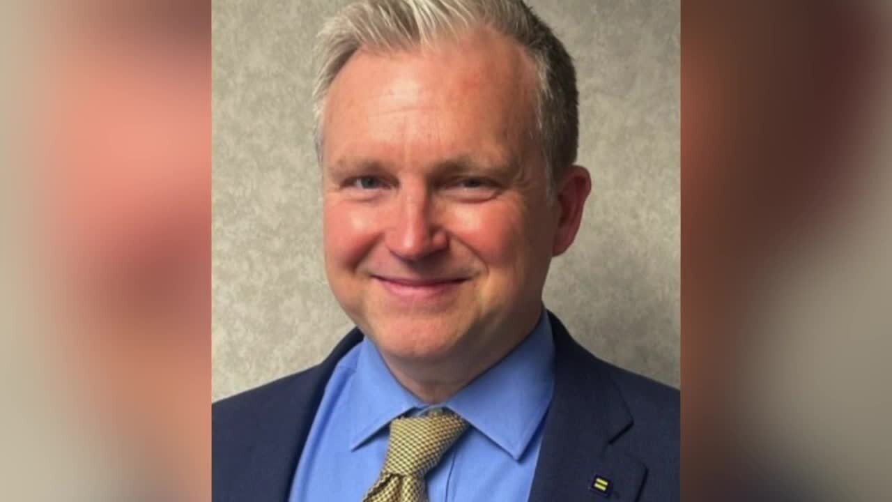 Grand Ledge superintendent under fire