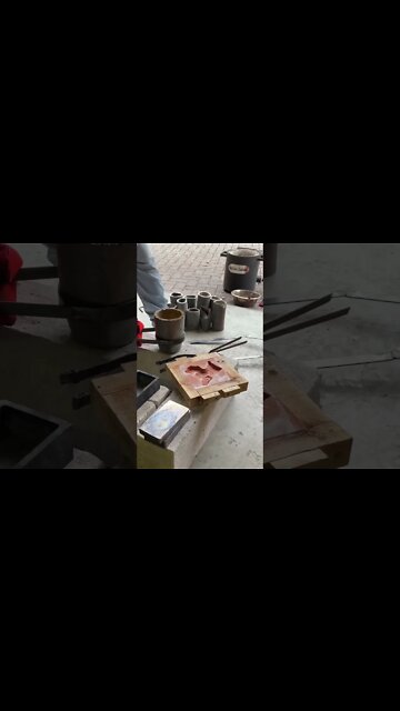 🔥#pouring #molten #lead 🔥 lead casting #shorts