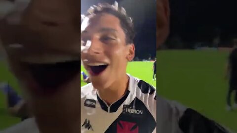 Gabriel Pec, Sarrafiore, Danilo Boza e Marlon Gomes comemorando a vitória - Vasco 3x0 Novorizontino