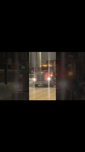 Montréal Huge Snow Truck Collector