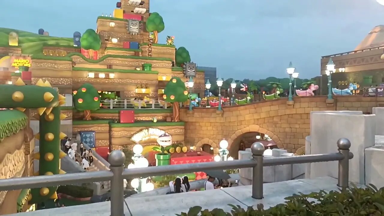 SUPER MARIO KART BROS AT REAL RIDE --