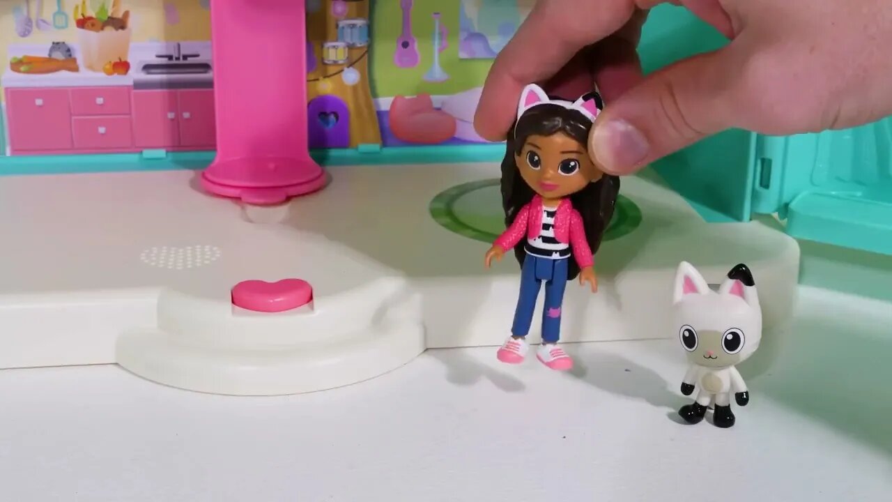 154 5Gabby's Dollhouse Toy Learning Video for Kids!