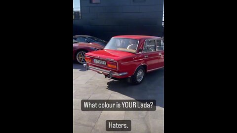 WHAT COLOUR IS YOUR LADA?