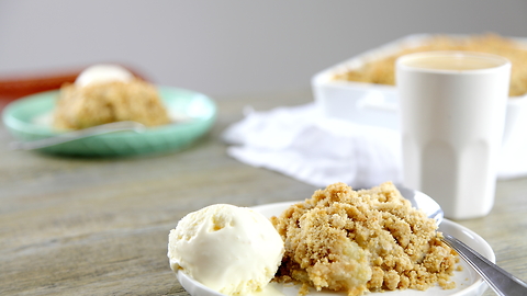 Easiest Apple Crumble