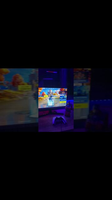 LIVE ON FORTNITE WITH VIEWERS 😧