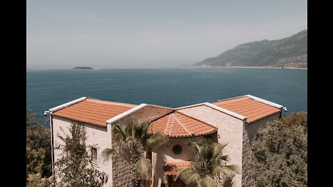 Top 10 coolest houses on the planet 🏠🏘️