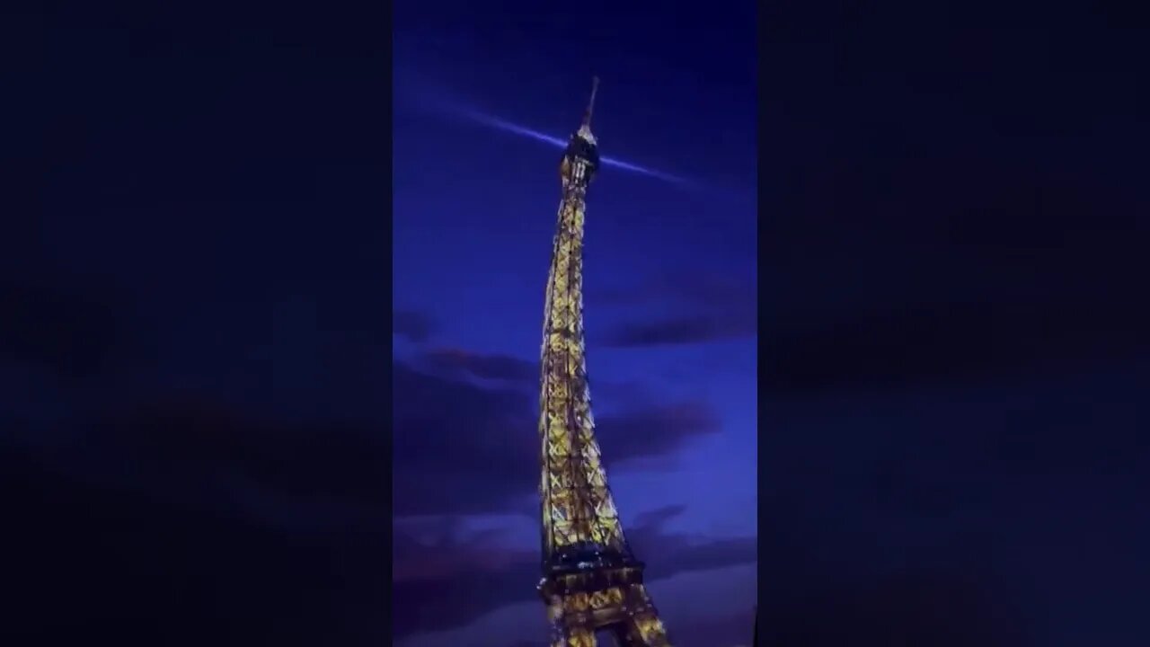Why is is the Eiffel Tower Bent on Soarin | Disney Fail