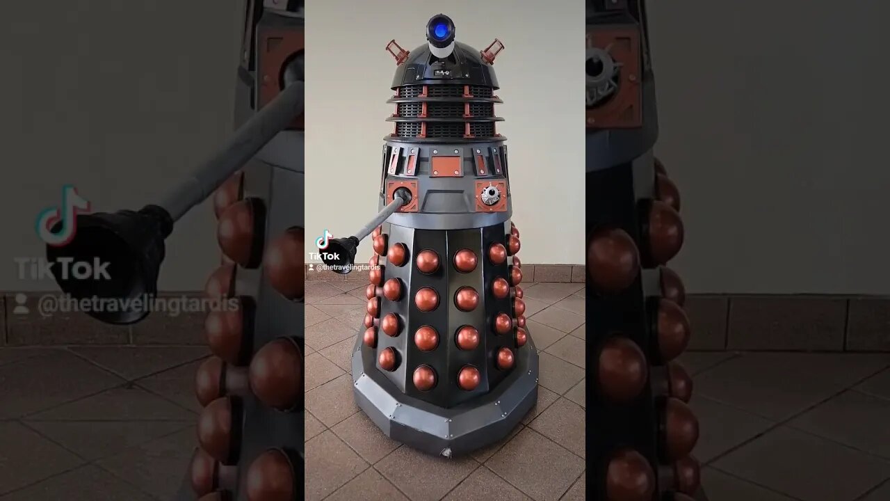 👉 #DALEK VS #DUMBWAYSTODIE #DOCTORWHO #DALEKHAL #EXTERMINATE #TARDIS #COMEDY #SUBSCRIBE #SHORTS