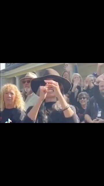 Martha’s Vineyard Libs "Cry & Cheer" As Illegals are Deported from Their Island