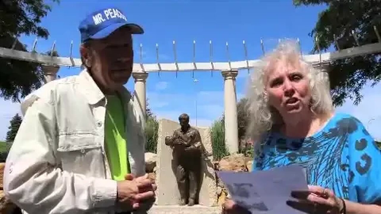 Flight 232 Memorial, Sioux City , Ia. Travel USA, Mr. Peacock & Friends, Hidden Treasures