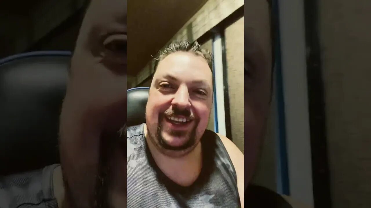 Old Saggy Tities 🤣