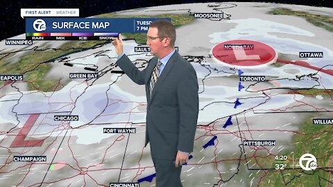 Snow showers tonight