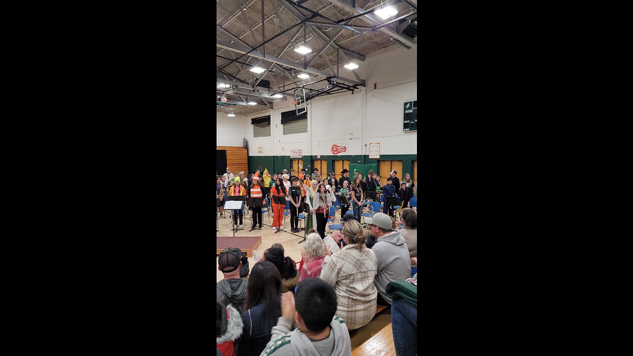 8th Grade DCE BAND performance