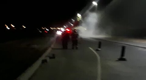 SOUTH AFRICA - Cape Town - Mfuleni buses burnt out(video) (7ZB)