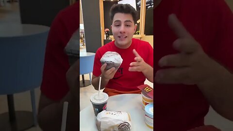MCDONALDS VS BURGER KING 50 DE LEI #oguritamica #mancaciosul #mancare #food #romania
