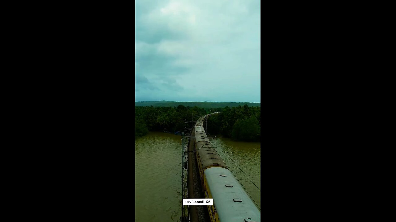 Sharavathi railway bridge - The longest bridge in the Konkan railway route #sharavathi #indian #trai