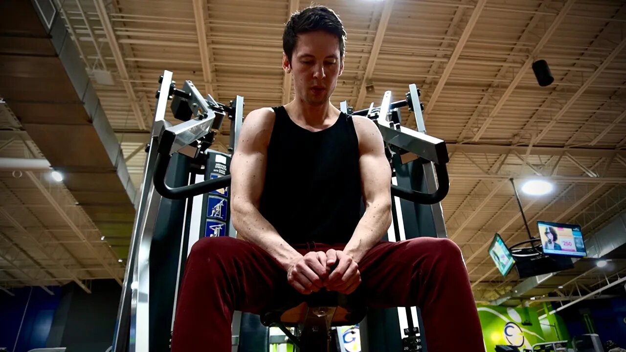 My new favorite shoulder exercise | Push day vlog
