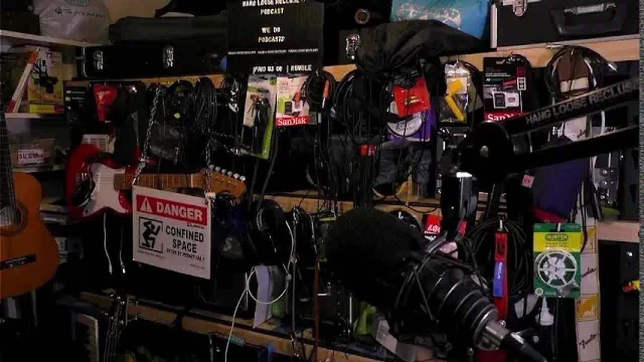 Hang Loose Recluse Live Stream