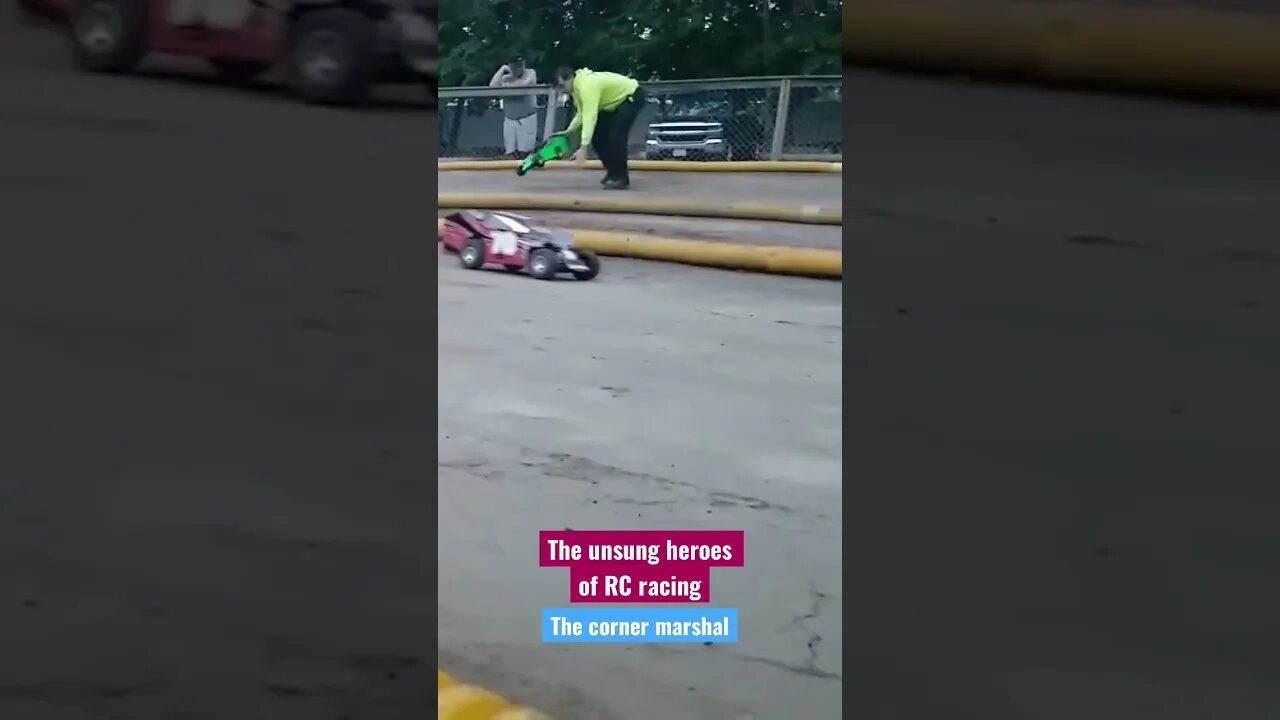 Dodging bullets on the track, a thankless task. #shortsvideo #rcracing #shorts