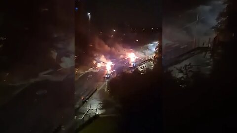 total anarchy reigns in France at the moment, the situation is worse than in 2005, chaos broke 🇫🇷